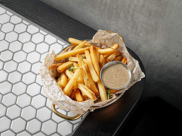 Waterzooi - Картофель фри с трюфельным соусом