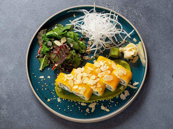 Goya - Ролл Манго с угрём