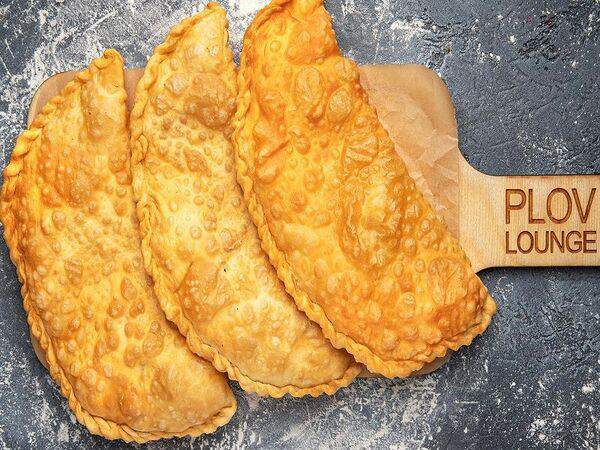 Plovlounge - Чебурек с сыром
