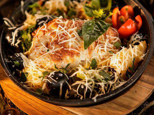 Shef papas - Рулет из куриного филе в беконе