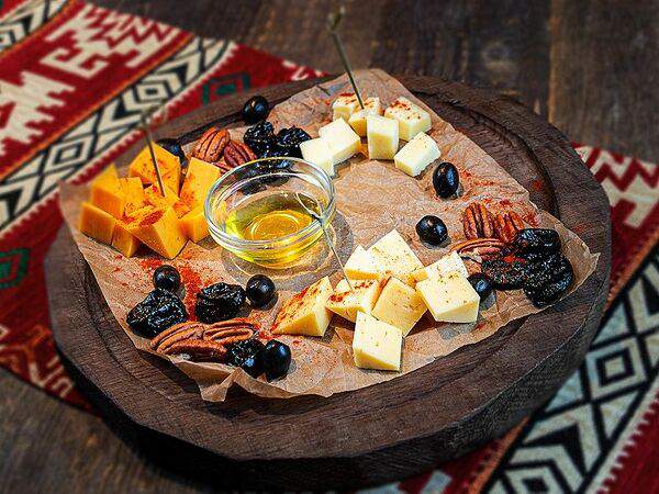 Вински Подрум - Сырная тарелка