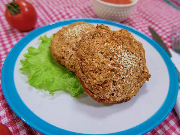 Эко-кафе Вкусный образ жизни - Булочка Томатная цельнозерновая