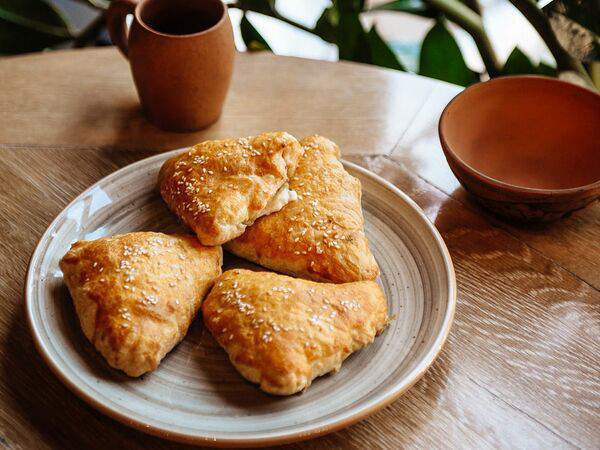 Кинза - Самса с мясом