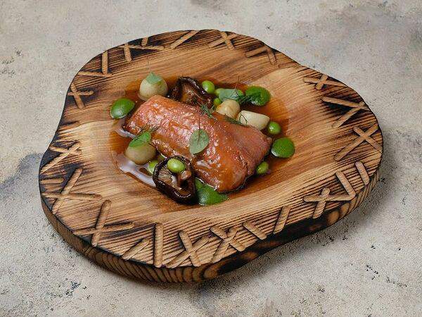 Кафе 38 - Филе сома запеченное с рисом в шпинатном соусе