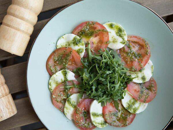Брускетта - Капрезе