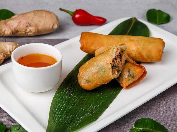 Kung Pho - Нэмы ассорти (с курицей, с морепродуктами, с фаршем)