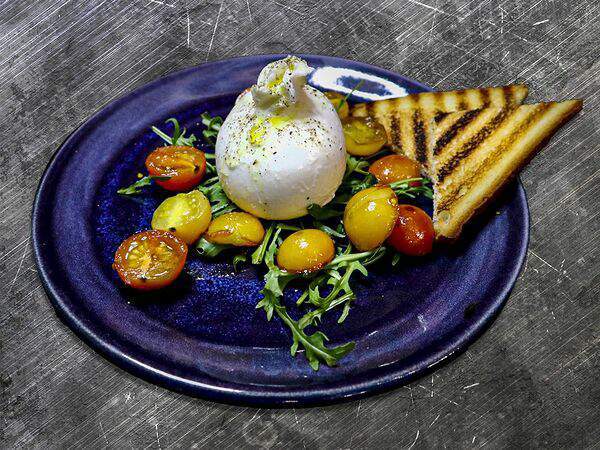 Gustavo - Салат Буррата