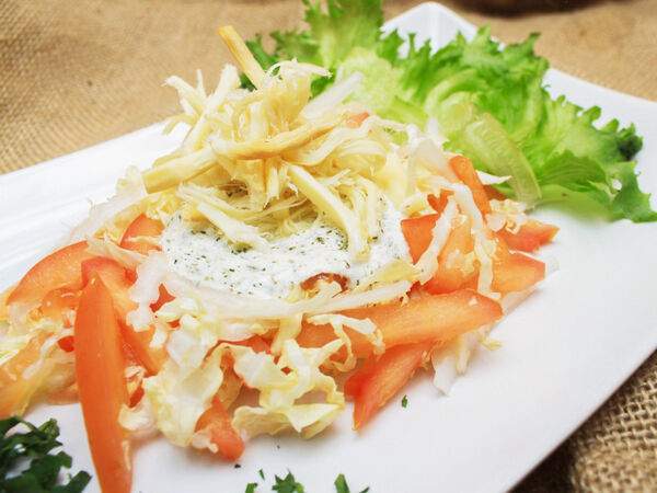 Кафе вегетарианской кухни Радхика - Салат Фаум