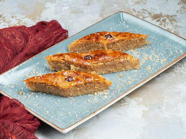 Ачарули - Медовая пахлава