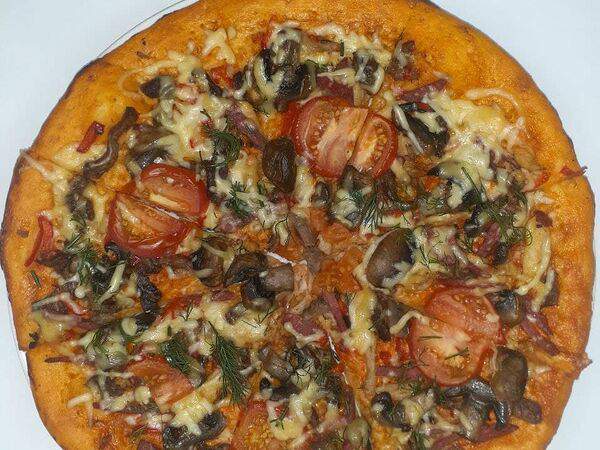 Asia City - Пицца мясная с ореховым соусом