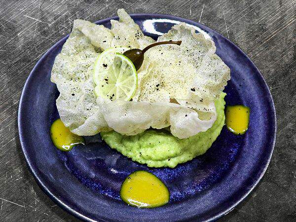 Gustavo - Тунец в бумаге с мятным горохом и манго