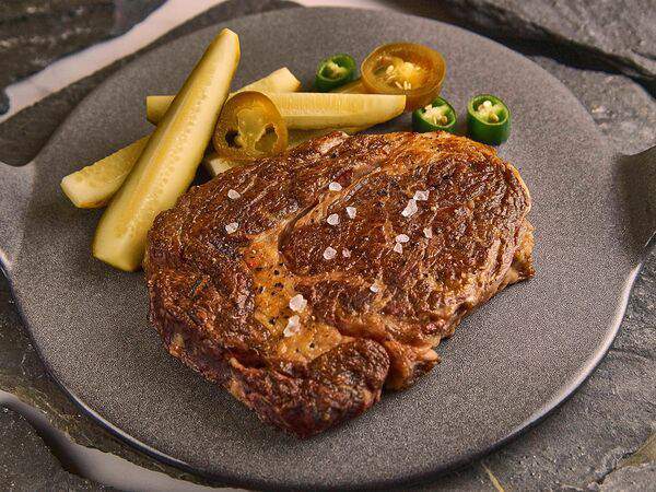 Lava Grill - Стейк Рибай прайм