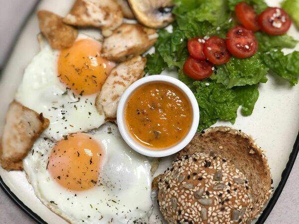 Марли - Завтрак-Конструктор на основе Глазуньи