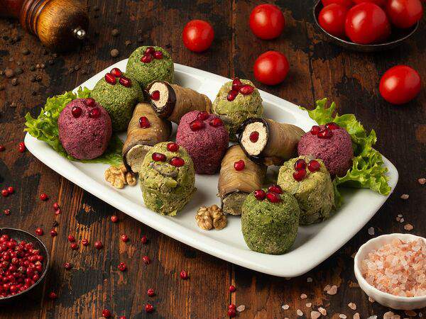 Сухумский дворик - Ассорти Пхали