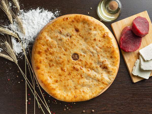 Дары Осетии - Пирог с говядиной и сыром