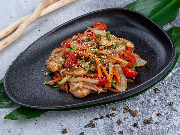 Мушу - Куриное филе с овощами