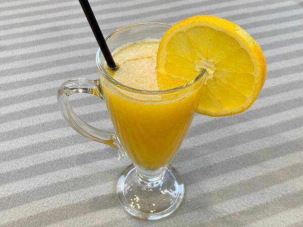 Falcone - Свежевыжатый апельсиновый сок