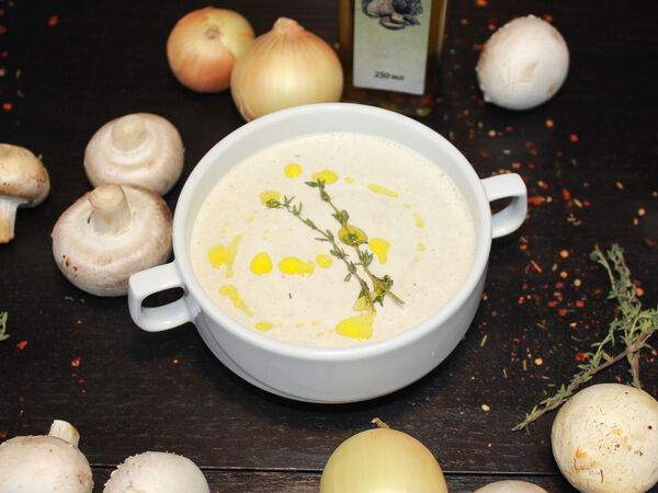 О2 кафе - Крем-суп из шампиньонов