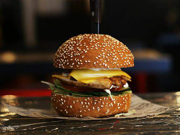 Beefy burgers - Кура бургер