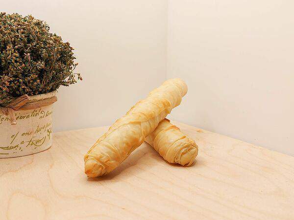 Бриошь пекарня - Бурек с сыром и шпинатом