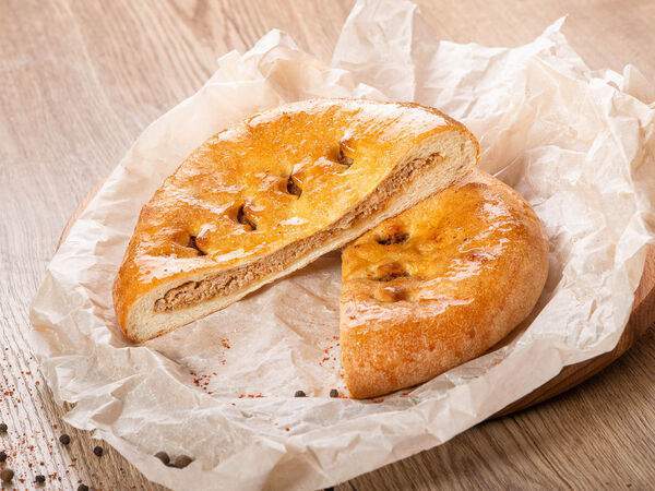 5 Вкусов - Пирог со свининой и сыром