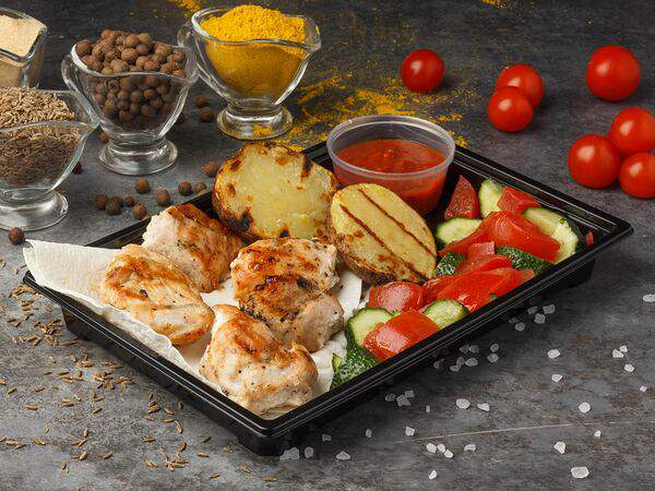 Микс - Шашлык из курицы с овощами и картофелем