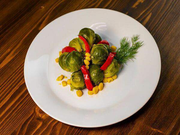 Два рубля - Брюссельская капуста с овощами