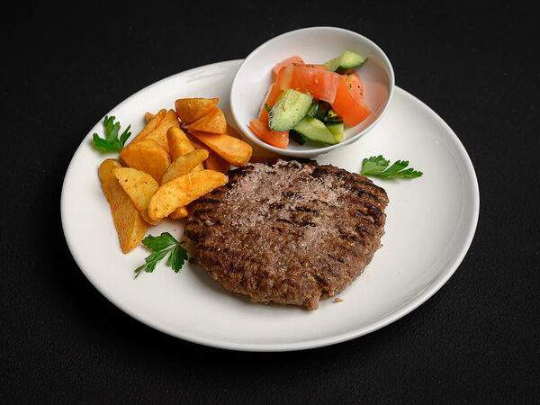 Урал Тау на Гоголя - Рубленый бифштекс с сыром дорблю