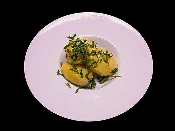 Хата - Картофель отварной с маслом