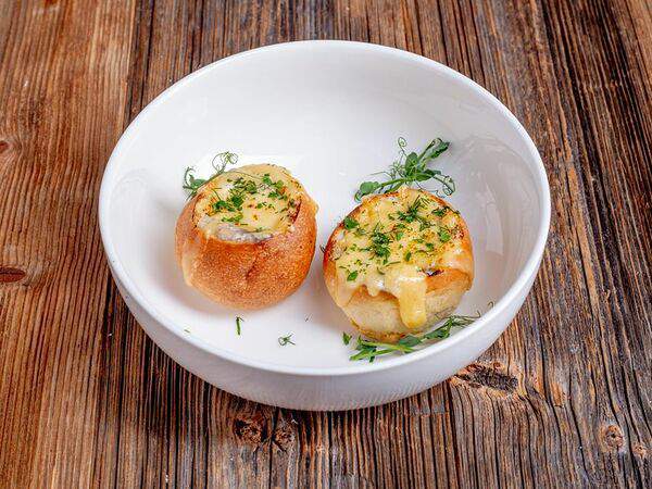 Parmesan - Жюльен грибной в булочке