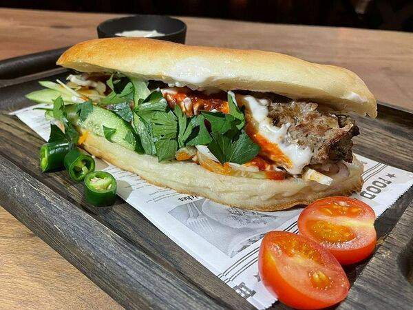 BB Burger - Люля-кебаб в лепешке