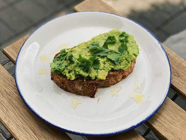 Lilu kitchen - Тост с авокадо