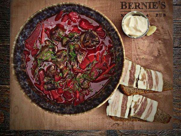 Bernies Pub - Борщ
