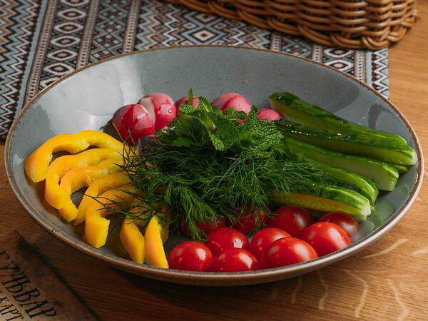 Бульвар - Свежие овощи и зелень