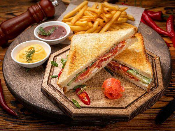 Burger Beer - Сэндвич-клаб с рыбой