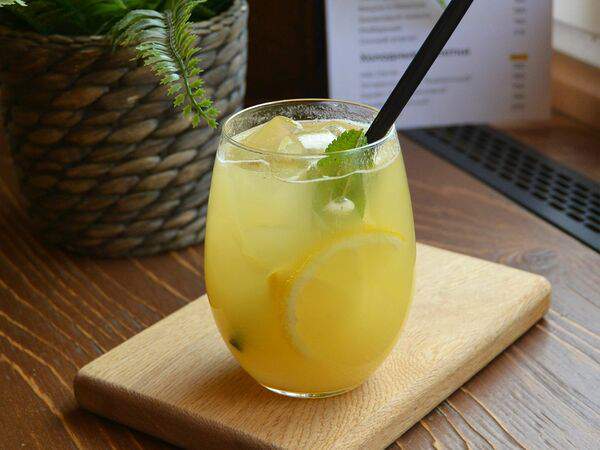 Pankoff Bakery - Лимонад Сочный ананас