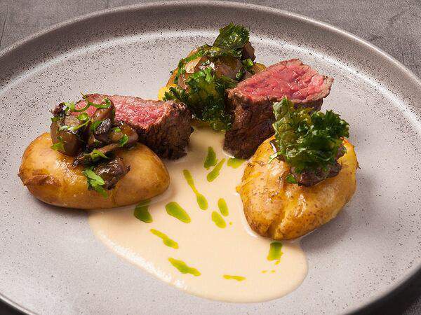 Ле Марш - Телятина с молодым картофелем