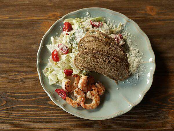 Римские каникулы - Салат Цезарь с креветками