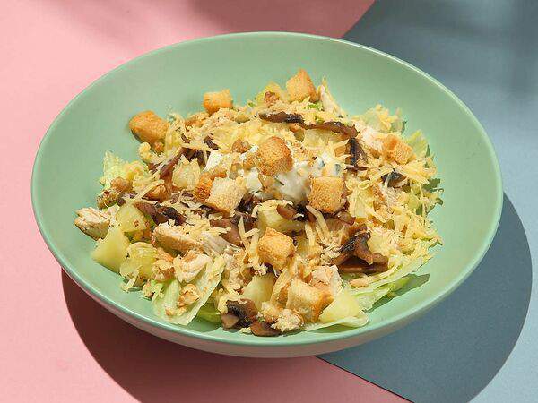 Корица - Салат с цыпленком, ананасами и орехами