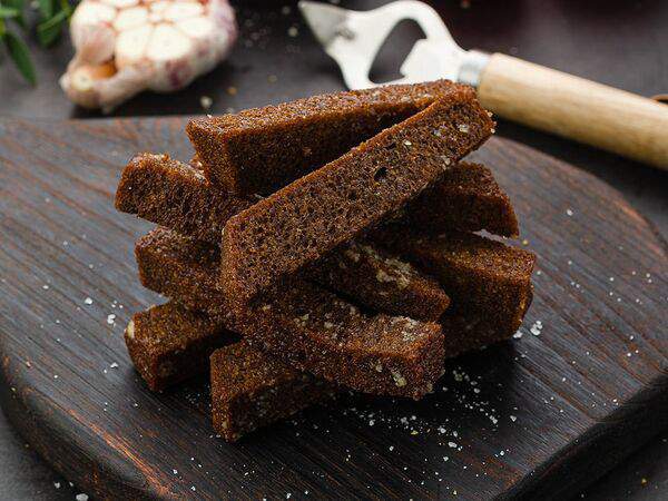 Рыба закусывала - Гренки чесночные