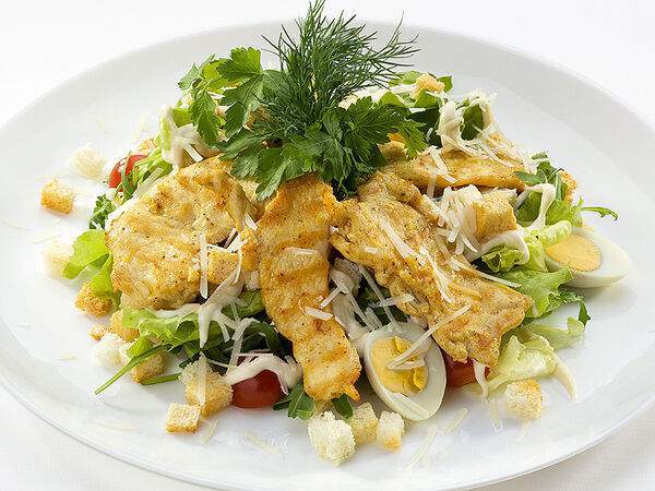 Villa Ченто - Салат Цезарь с куриным филе