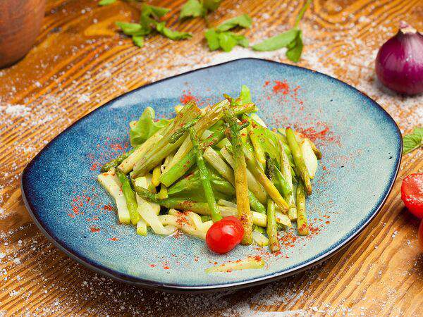 Трапеза - Спаржа на пару