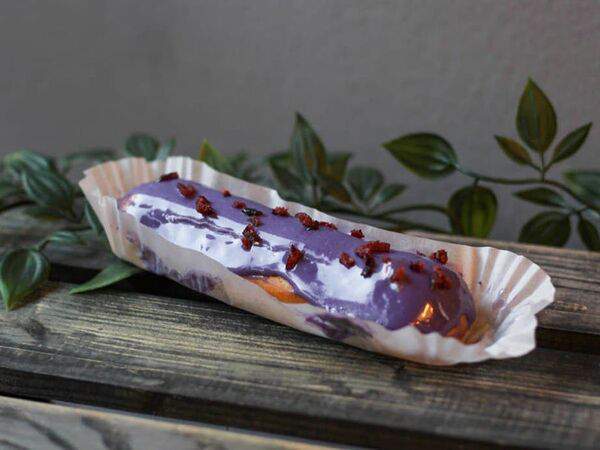 Coffeers - Эклер смородиновый