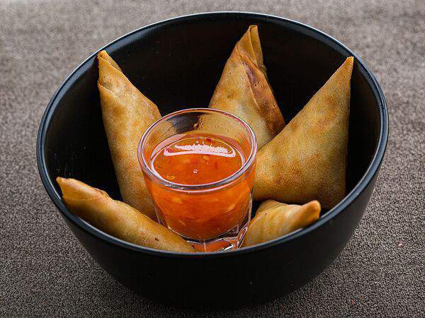 Халасё - Спринг-роллы с курицей