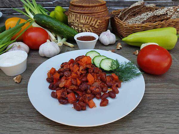 Ланч-кафе Baza Plaza - Фасоль по-мексикански