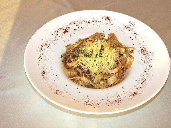 Каравелла - Паста с курицей и шампиньонами