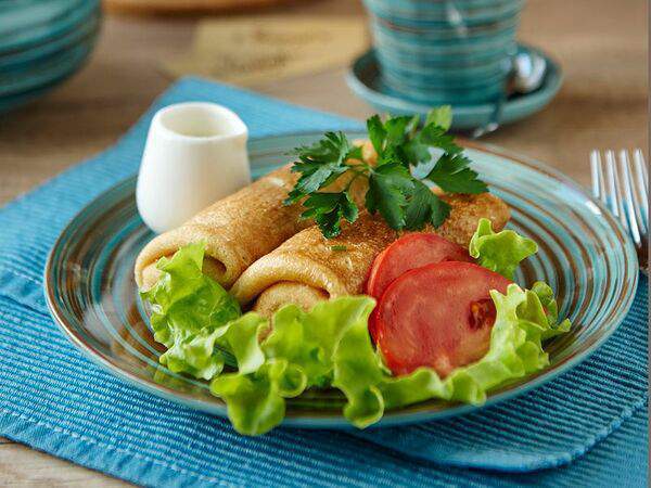 Чашка - Блины с курицей и грибами