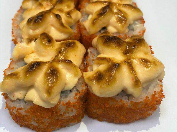 Время вкусных путешествий - Запеченная калифорния с копченым лососем