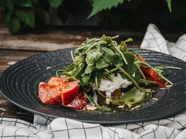 Ресторан Soho - Сыр страчателла с хрустящими баклажанами