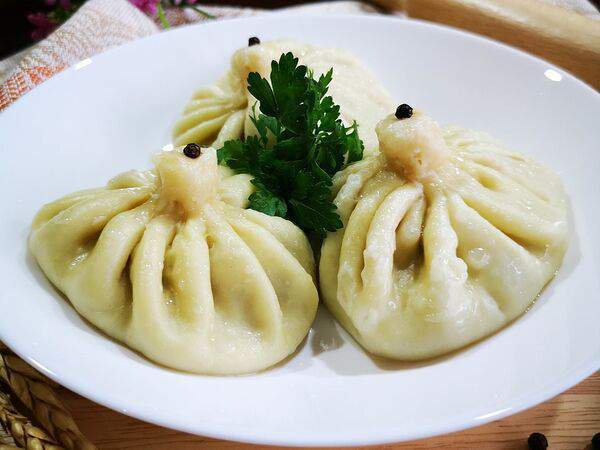 Антракт - Хинкали со свининой и говядиной